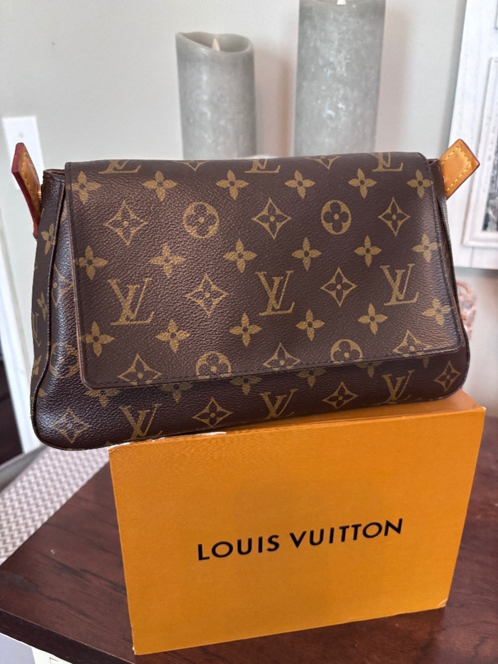 EUC Authentic Louis Vuitton Mini Looping Monogram Coated Canvas Purse